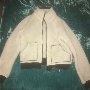 Free People running jacket ☀️